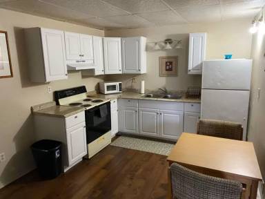 Main picture of 270 1st St