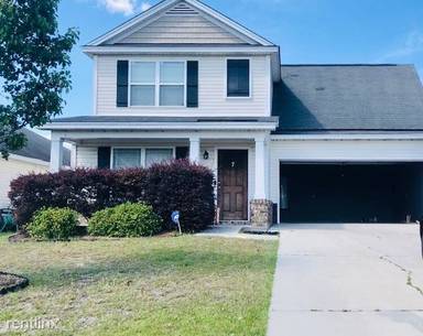 Main picture of 7 Sandy Point Way