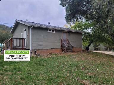 Main picture of 15765 Harley Ct