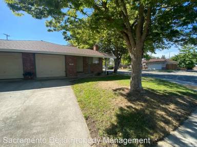 Main picture of 1419 Palomar Cir
