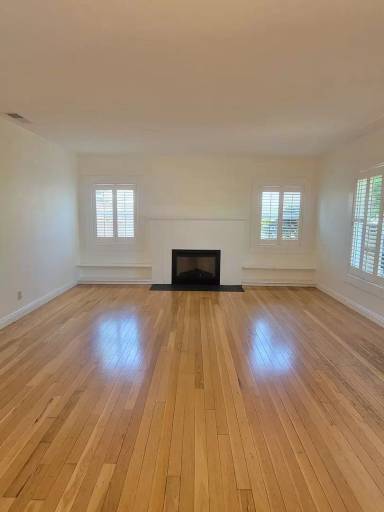 Main picture of 415 Virginia Ct