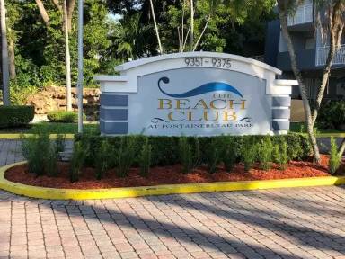 Main picture of 9367 Fontainebleau Blvd