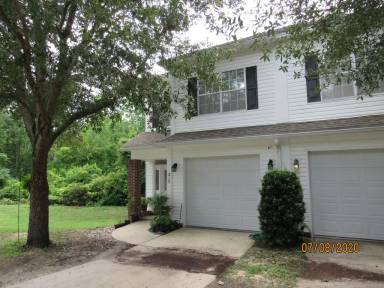 Main picture of 217 Evans St