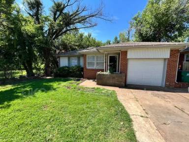 Main picture of 3808 Cashion Pl