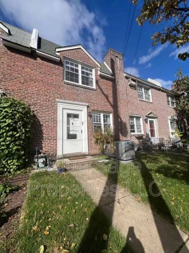 Main picture of 113 Plant Ave