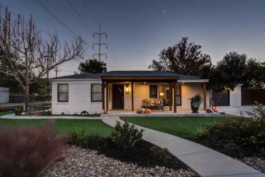 Main picture of 3001 32nd St