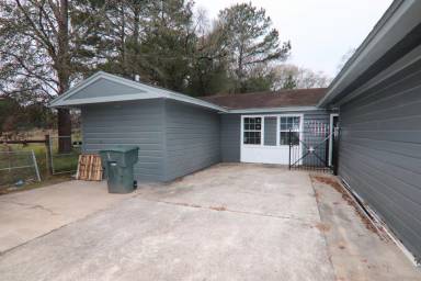 Main picture of 11125 Church Rd
