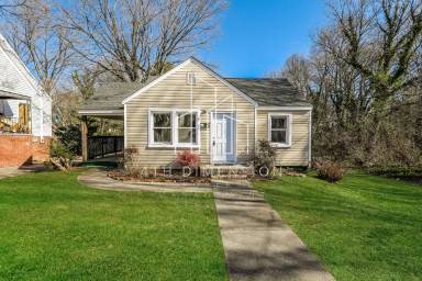 Main picture of 2301 N Glenn Ave