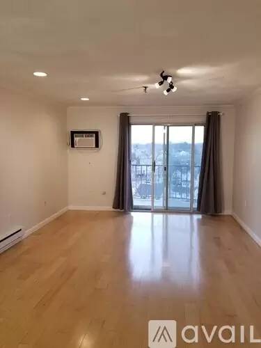 Main picture of Sagamore Place Condominium