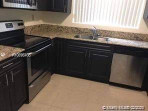 Main picture of 9474 Palm Cir S