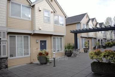 Main picture of Lochshire Condominiums