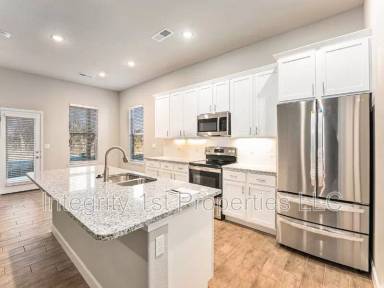 Main picture of 7546 Apache Rd