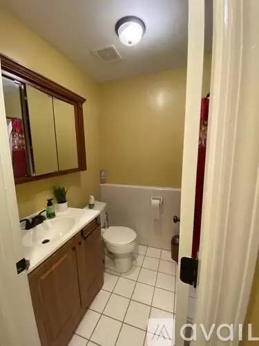 Main picture of 220 Creekstone Ct