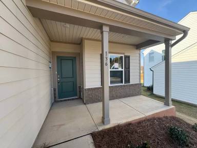 Main picture of 136 Cougar Ln