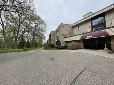 Main picture of 5607 Green Circle Dr