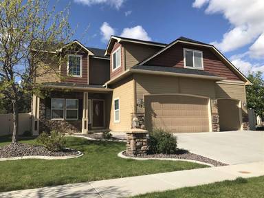 Main picture of 912 W Heather Woods Dr