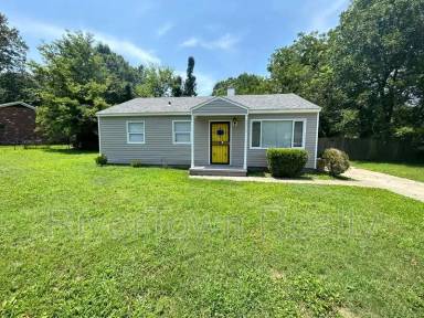 Main picture of 3311 Baskin St