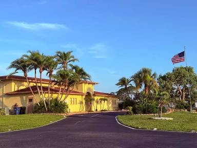 Main picture of 195 Spanish Lakes Dr