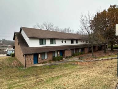Main picture of 736 N Storer Ave