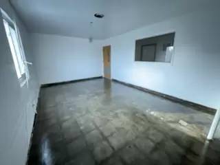 Main picture of 5701 NW Radial Hwy