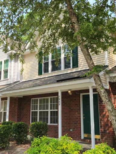 Main picture of 7989 Shadow Oak Dr