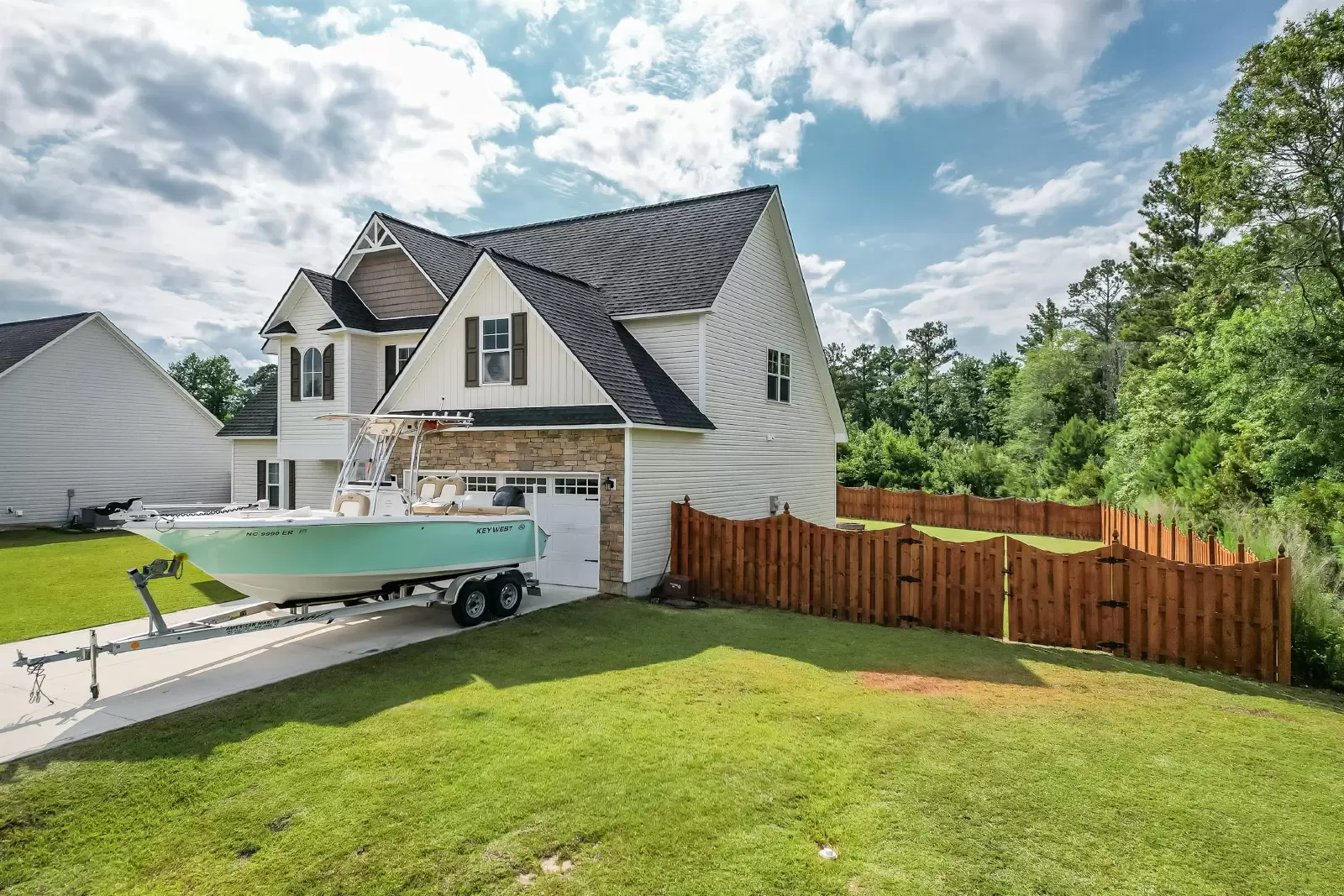 Main picture of 425 Sea Buoy Ln