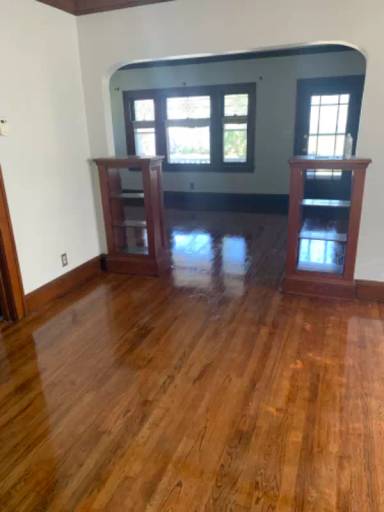 Main picture of 4625 Gifford Ave