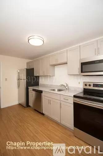 Main picture of 85 Chestnut St