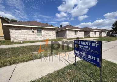 Main picture of 813 E Daffodil