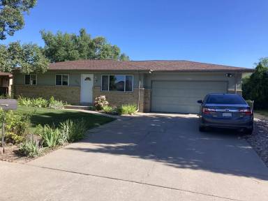 Main picture of 3727 W 6th St