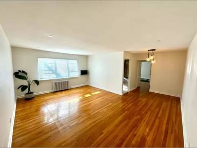 Main picture of Barry Gardens