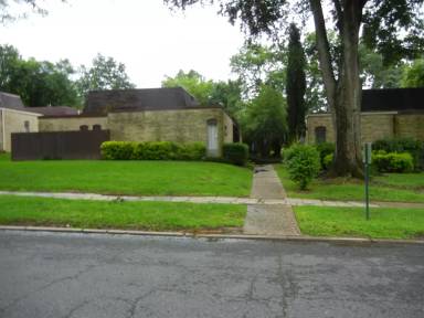 Main picture of 953 Stephenson St