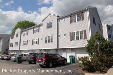 Main picture of 8 Paddock Ln