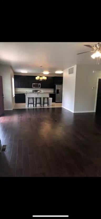 Main picture of 729 Deans Row Ave