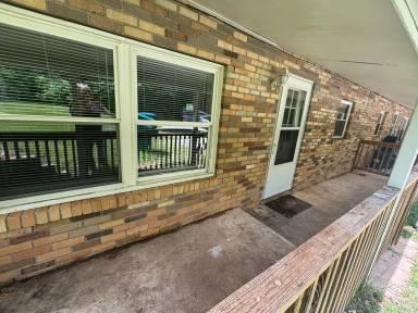 Main picture of 1701 Jackson Hollow Rd