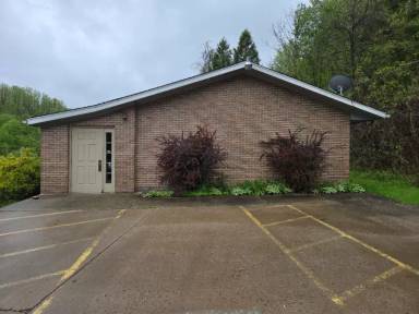 Main picture of 62700 Barnesville Hendrysburg Rd