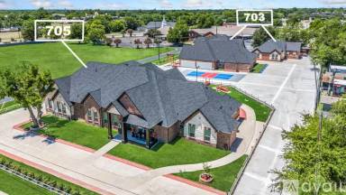 Main picture of 703 E Oates Rd