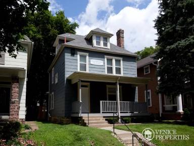 Main picture of 212 E Patterson Ave