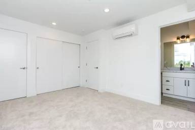 Main picture of 7100 Beacon Ave S