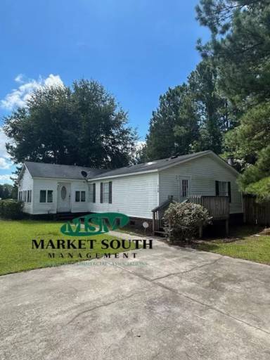Main picture of 170 Lindsey Dr