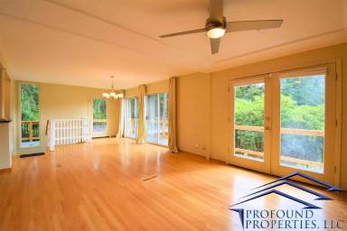 Main picture of 10022 S Terwilliger Blvd