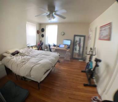 Main picture of 370 S Highland Ave