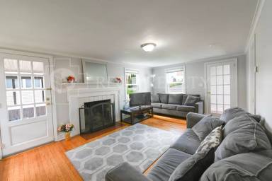 Main picture of 24 Roger St