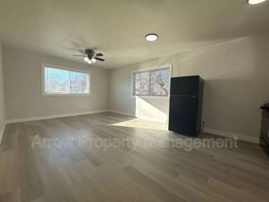 Main picture of 2119 Arbor St