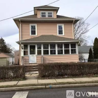 Main picture of 303 Ellis St