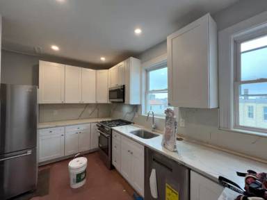 Main picture of 75 Winchester St