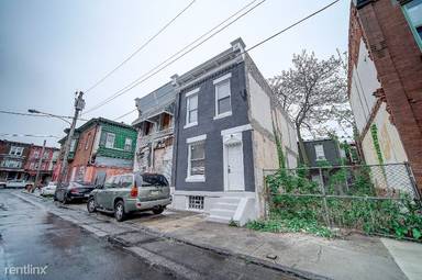 Main picture of 2724 N Croskey St