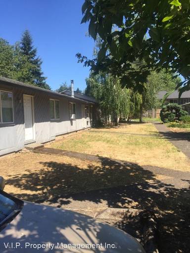 Main picture of 13213 SE Powell Blvd