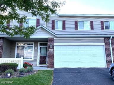 Main picture of 2550 49th St E