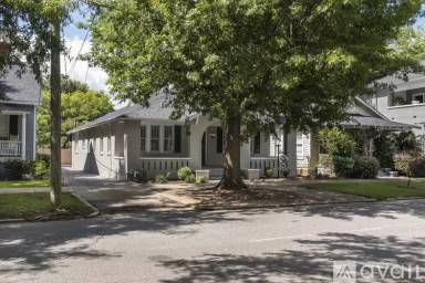 Main picture of 1527 Richland St